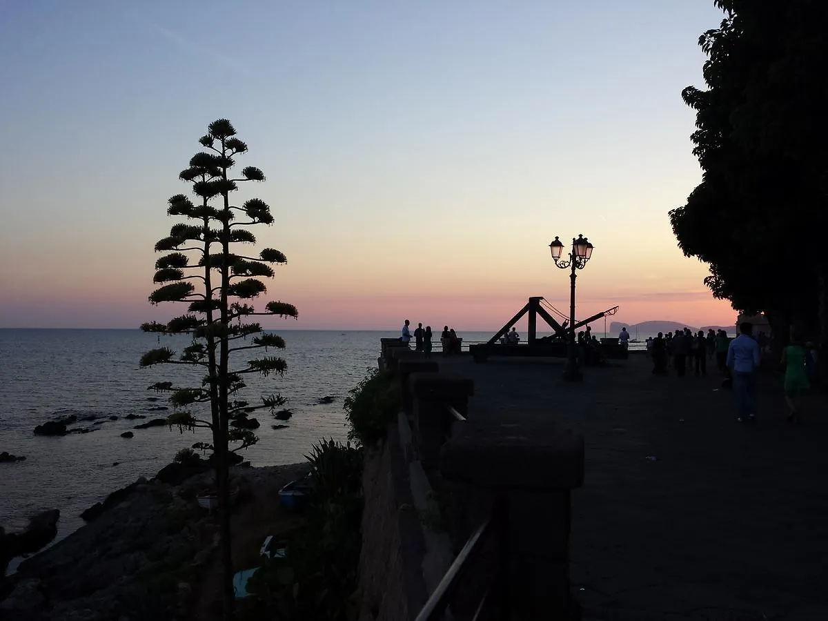 Antonhouse Alghero Guest house